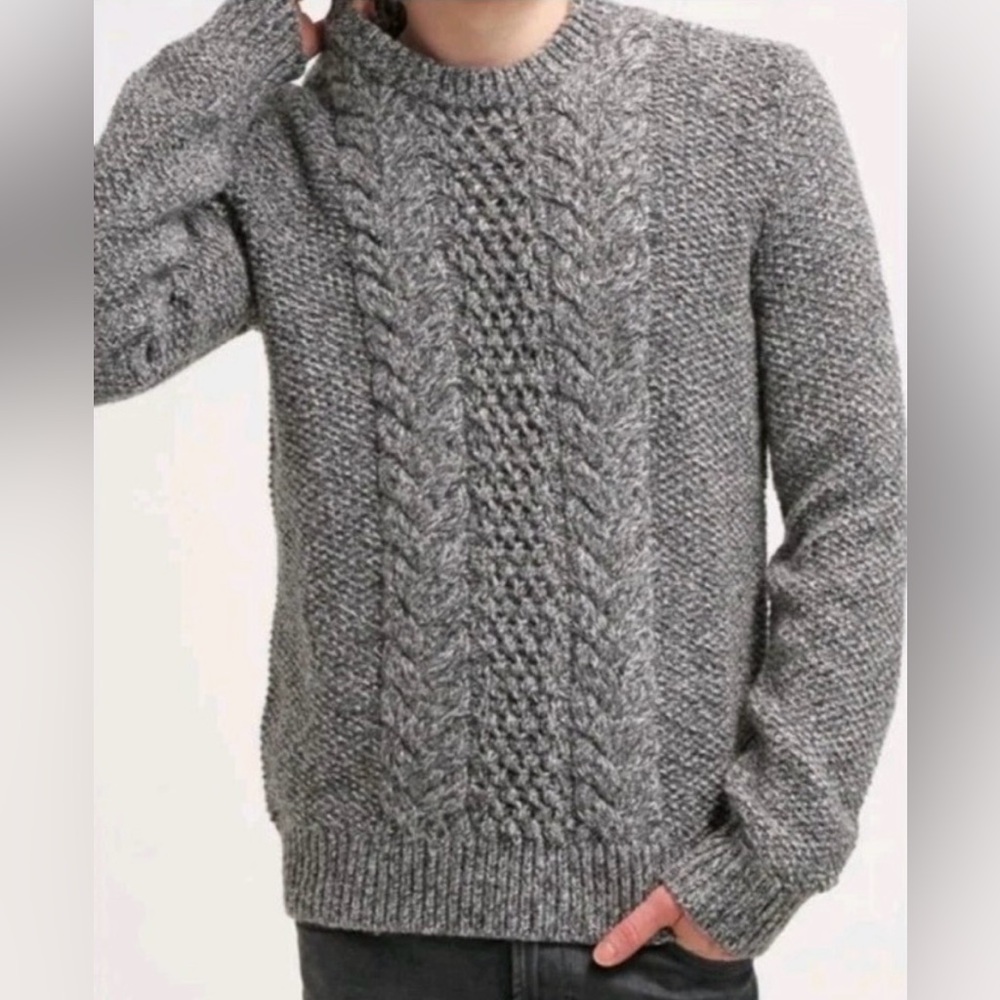 GAP Knit Sweater Mens Small Lambswool
Wool Blend Chunky Nordic Fisherman
Winter